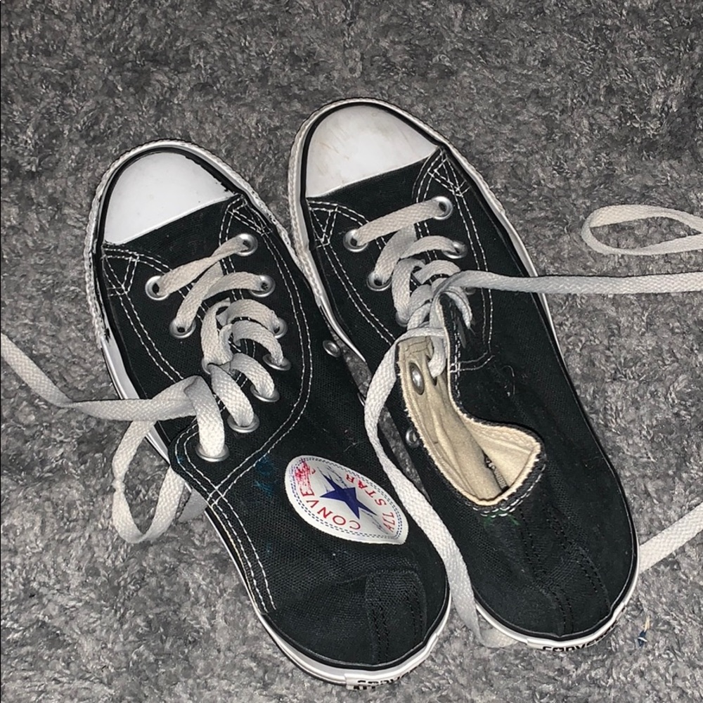 Black converse